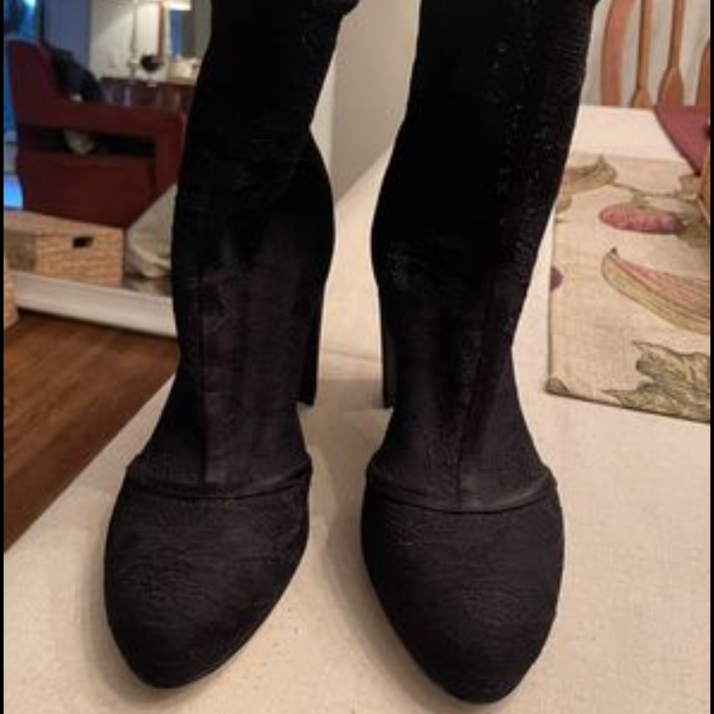 Bagdley mischka booties
